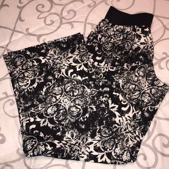 Claudia Richard Women’s Spandex pants small - Picture 6 of 6